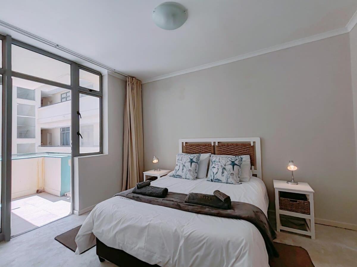 Apartment Oceans Place Empire